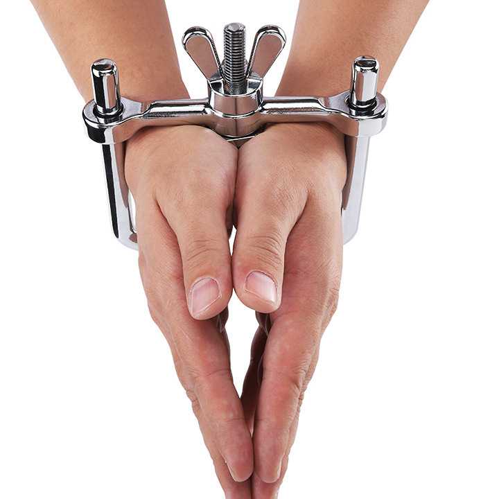 Tanie Metalowe kajdanki BDSM z regulowanym stopem cynku dla dorosł…